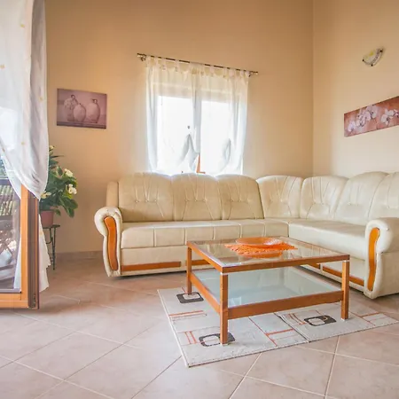 Nevena By Interhome בית נופש *