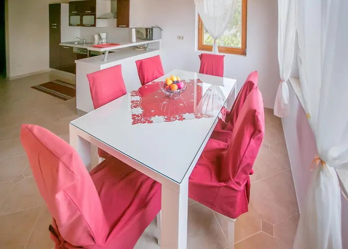 Nevena By Interhome Hébergement de vacances Poreč