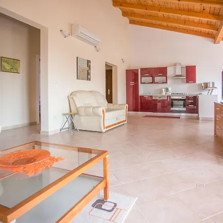 Nevena By Interhome Porec