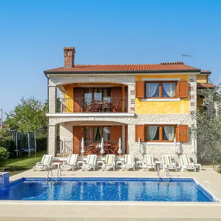 Nevena By Interhome *