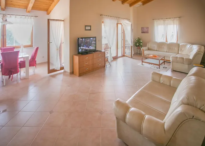 Feriehus Nevena By Interhome